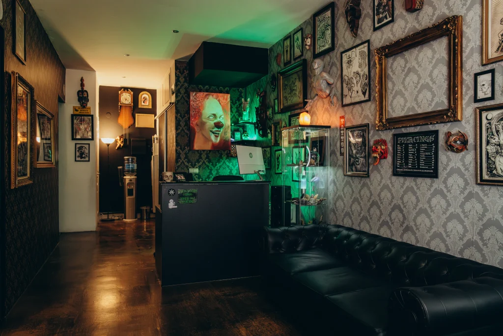 estudio manicomio local